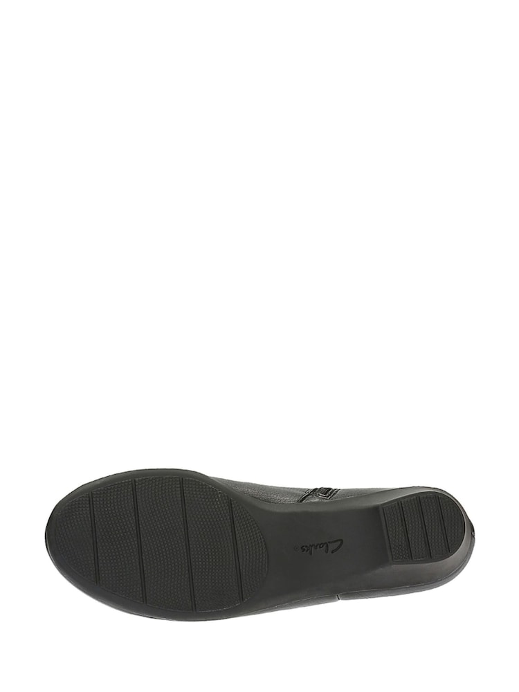 Clarks Black Leather Matron Ella Boots - Image 7 of 7