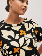 Black/Ecru White Floral Short Sleeve Curved Hem T-Shirt - Image 5 of 6