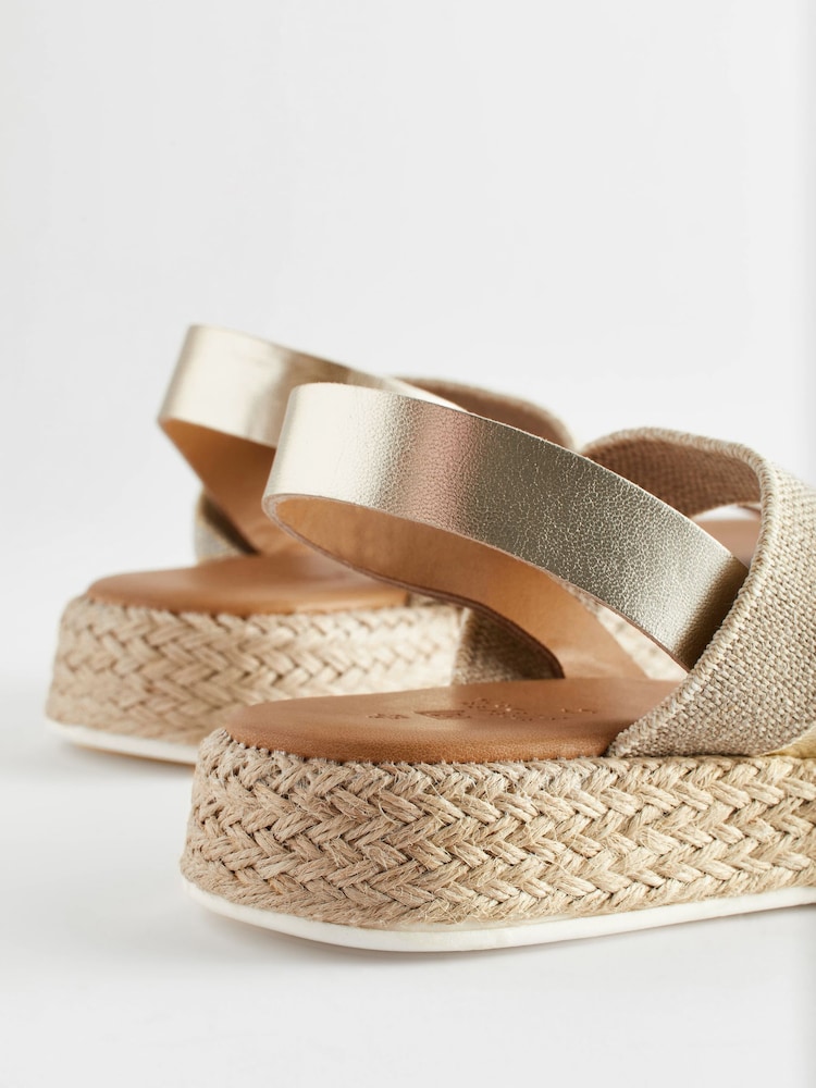 Or - Sandales Forever Comfort® en cuir à bretelles élastiques - Image 7 of 8