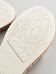 Or - Sandales Forever Comfort® en cuir à bretelles élastiques - Image 8 of 8
