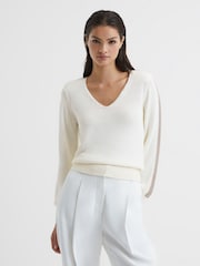 Reiss Ivory/Gold Tara Colourblock V-Neck Knitted Jumper - Image 1 of 7
