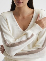 Reiss Ivory/Gold Tara Colourblock V-Neck Knitted Jumper - Image 7 of 7