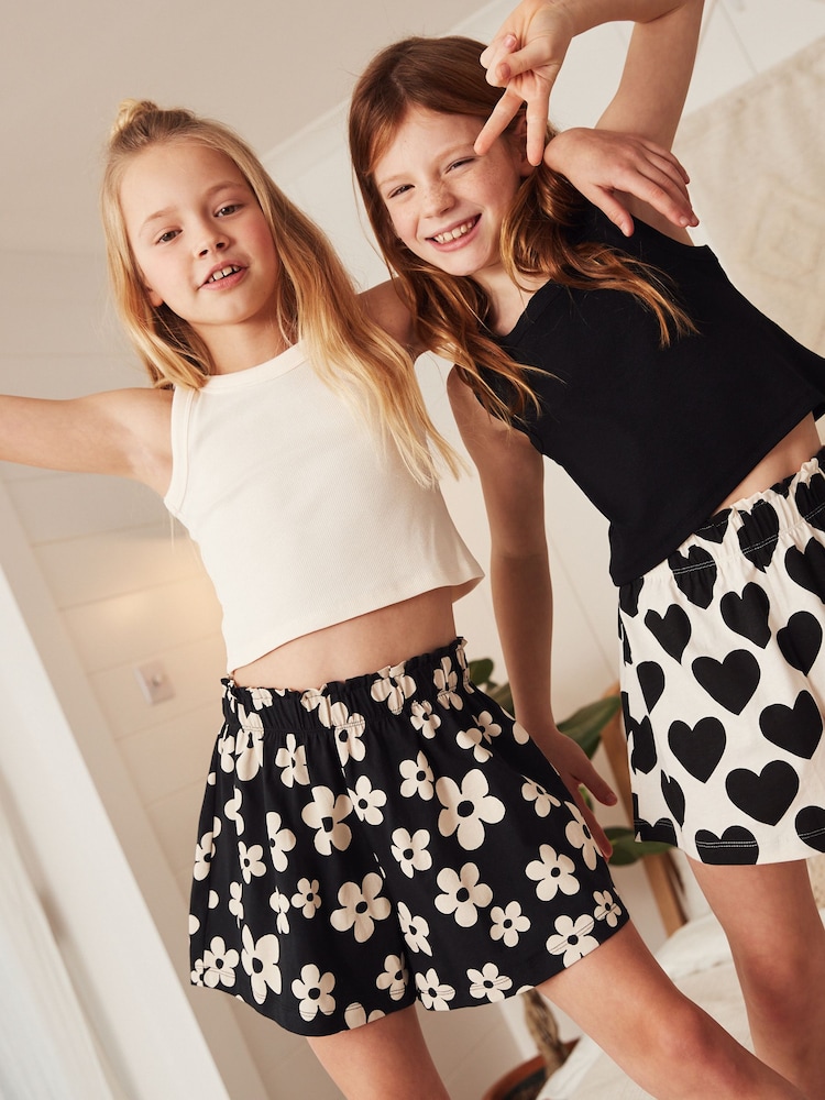 Noir/Blanc fleurs à cœur - Ensemble pyjama court Lot de 2 (3-16 ans) - Image 1 de 5