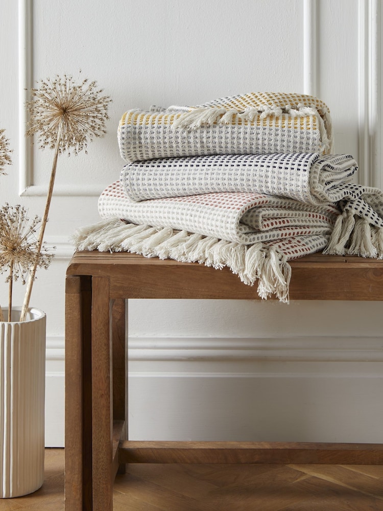 Appletree Yellow Reva 100% Cotton Bedspread - Image 2 of 3