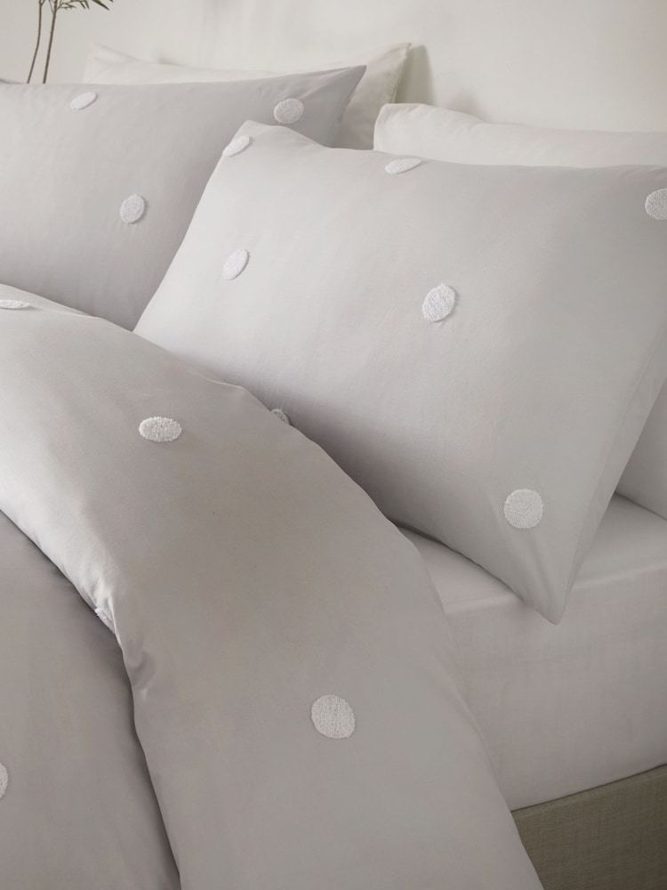 Appletree Dot Garden 100% Pure Cotton Duvet Cover and Pillowcase Set - Image 2 of 4 Appletree Dot Garden 100% Pure Cotton Duvet Cover and Pillowcase Set - Image 2 of 4