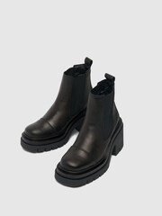 Schuh Adah Leather Chunky Boots - Image 3 of 4