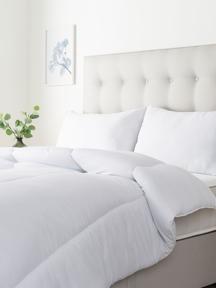 Slumberdown Climate Control 10.5 Tog Duvet - Image 1 of 4