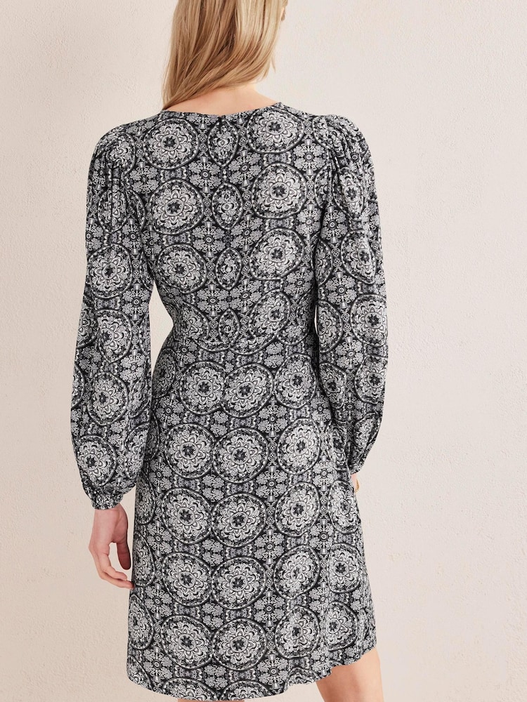 Boden Grey Crew Neck Print Mini Dress - Image 2 of 5 Boden Grey Crew Neck Print Mini Dress - Image 2 of 5