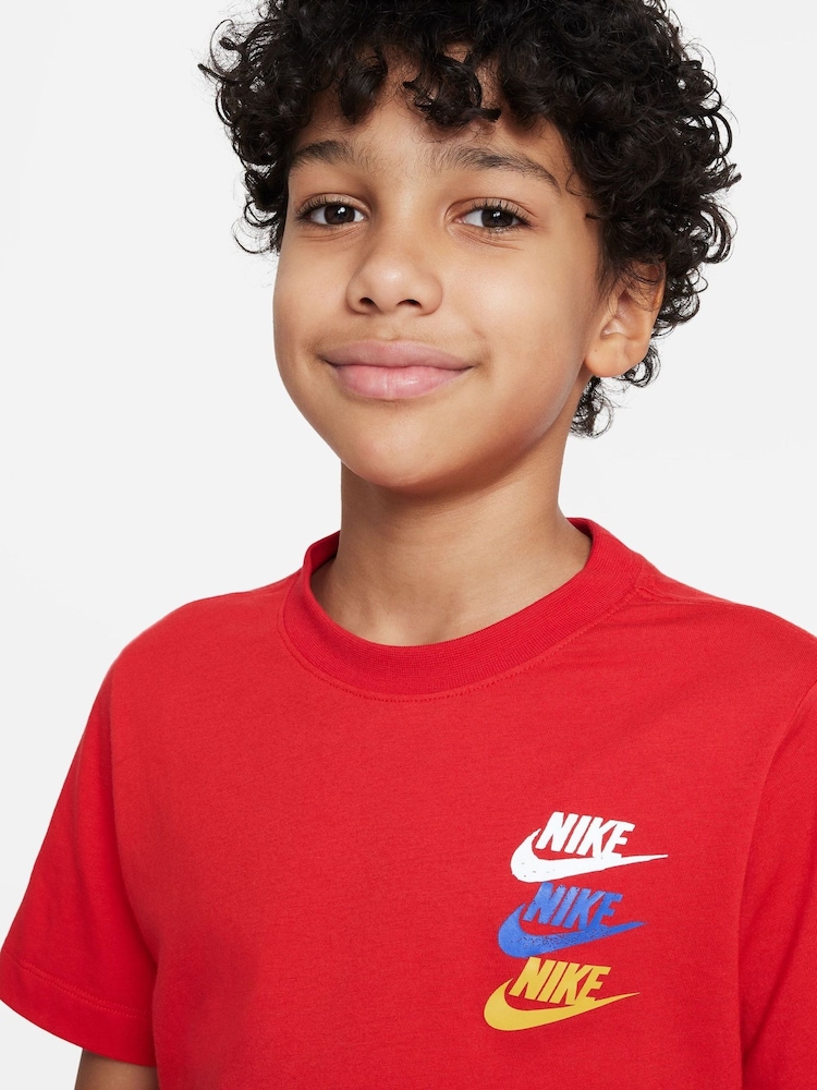 Rot - Nike Club T-Shirt mit Logo - Bild 2 von 5