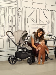 Nuna Cosmopolitan Triv LX Arra Flex Pushchair Bundle - Image 6 of 6