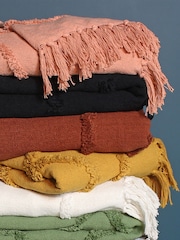 furn. Natural 100% Cotton Jakarta Woven Tufted Fringed Throw - Image 3 of 3