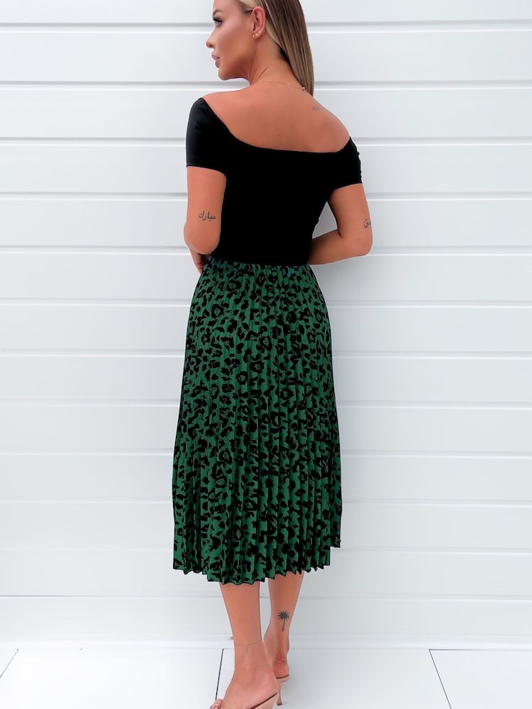 AX Paris Green Animal Print Two-In-One Pleated Midi Dress - Image 2 of 4 AX Paris Green Animal Print Two-In-One Pleated Midi Dress - Image 2 of 4