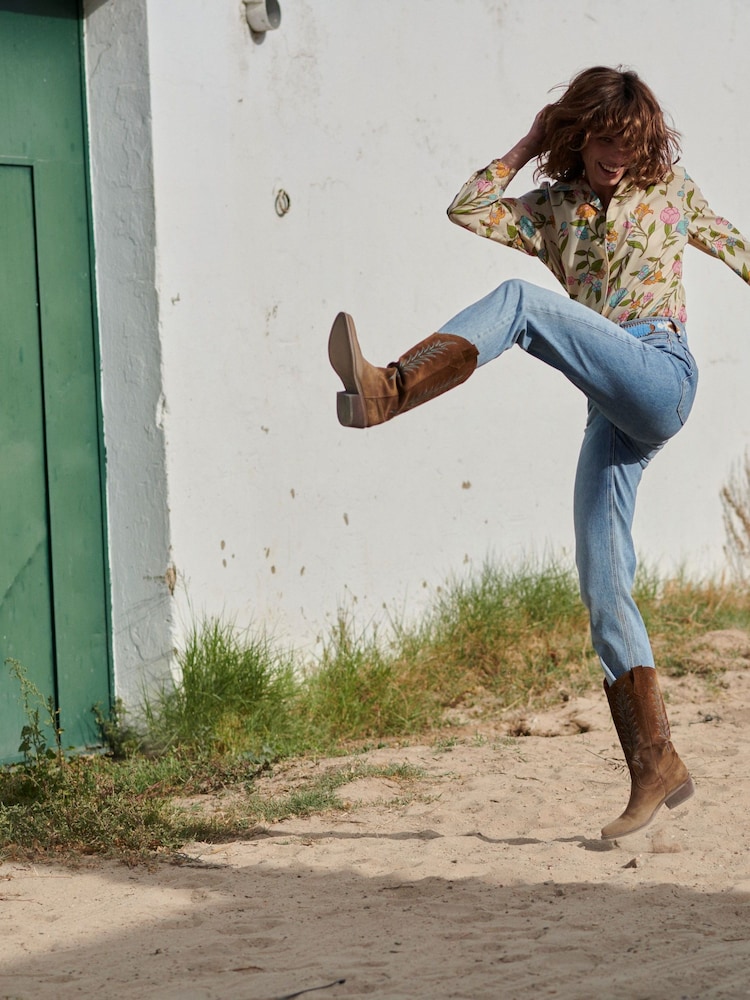 Penelope Chilvers Goldie Embroidered Cowboy Brown Boots - Image 4 of 16