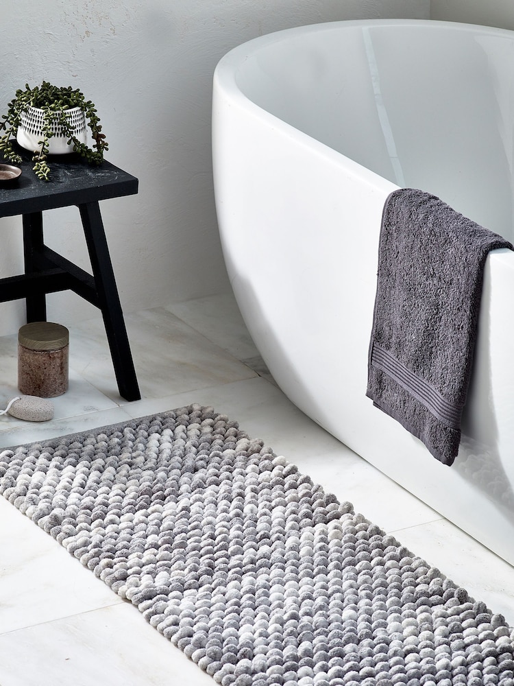 Grey Marl Giant Runner Bath Bobble Mat - Image 1 of 4