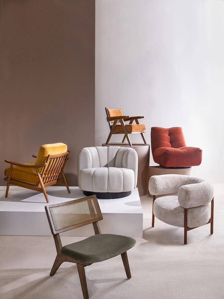 Oslo Faux Fur Natural Aleia Accent Chair - Image 2 of 8