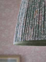 Morris & Co Green Double Bough Pleated Easyfit Shade - Image 4 of 5