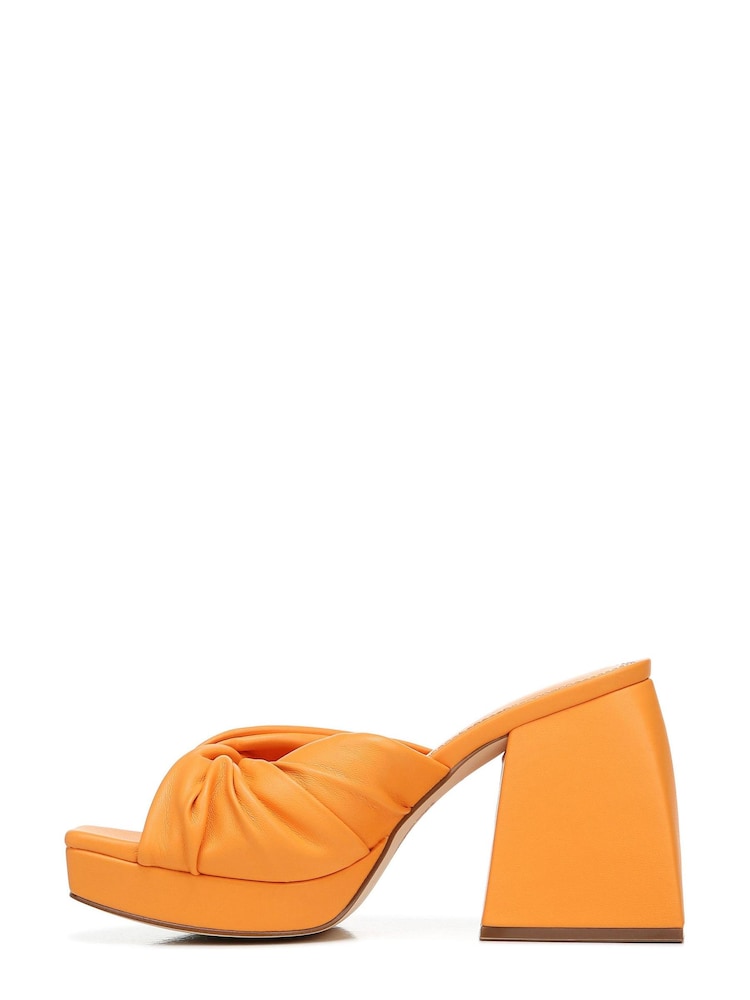 Circus NY Marianna Slides - Image 2 of 6