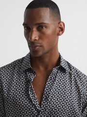 Reiss Black Broco Geo Print Shirt - Image 4 of 7
