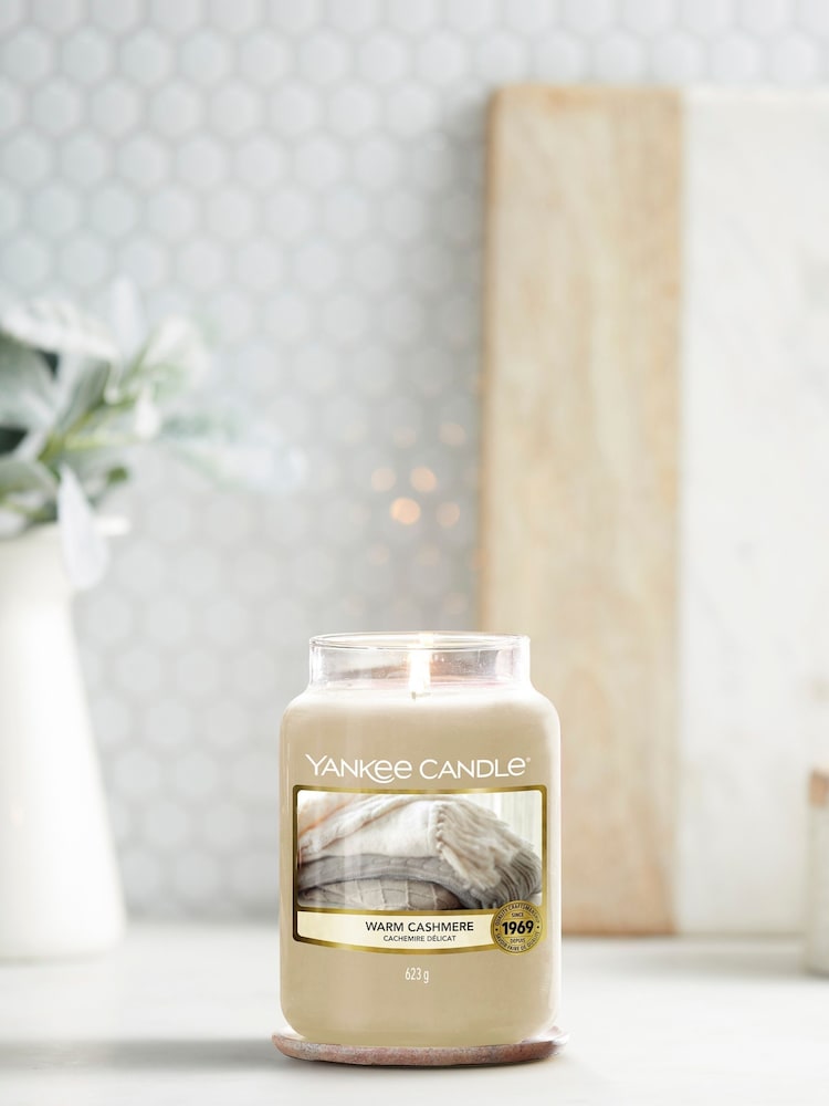 Yankee Candle No Colour Signature Tumbler Scented Candle, Warm Jar Cashmere - Image 2 of 3