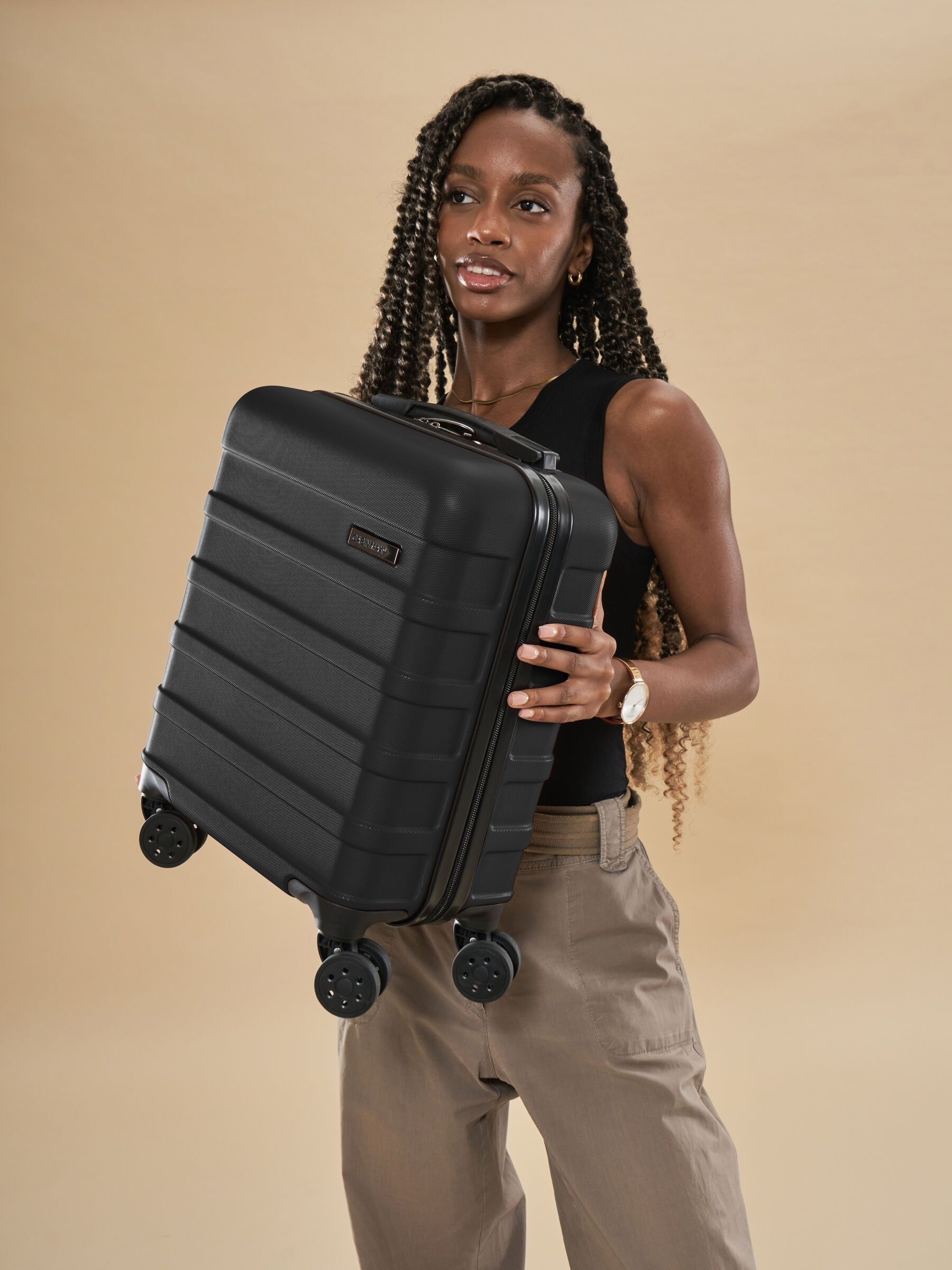 Next hand luggage clearance
