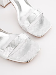 Серебряный - Босоножки на блочном каблуке Forever Comfort® - Image 8 of 8