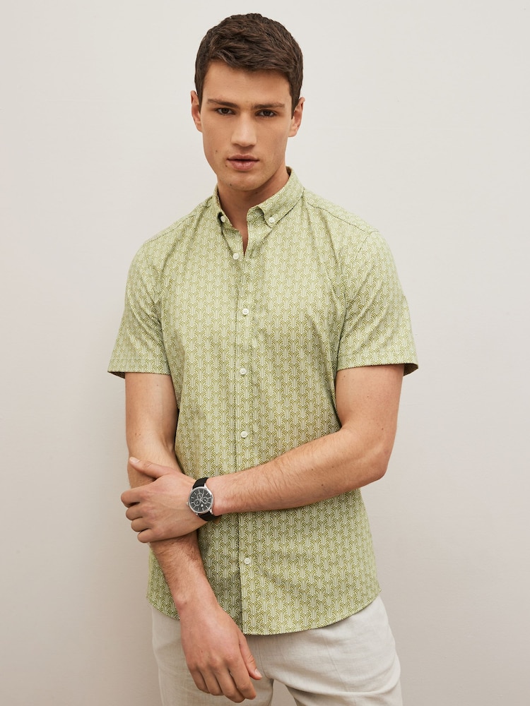 Green Stretch Oxford Printed Short Sleeve Shirt - Image 1 of 5