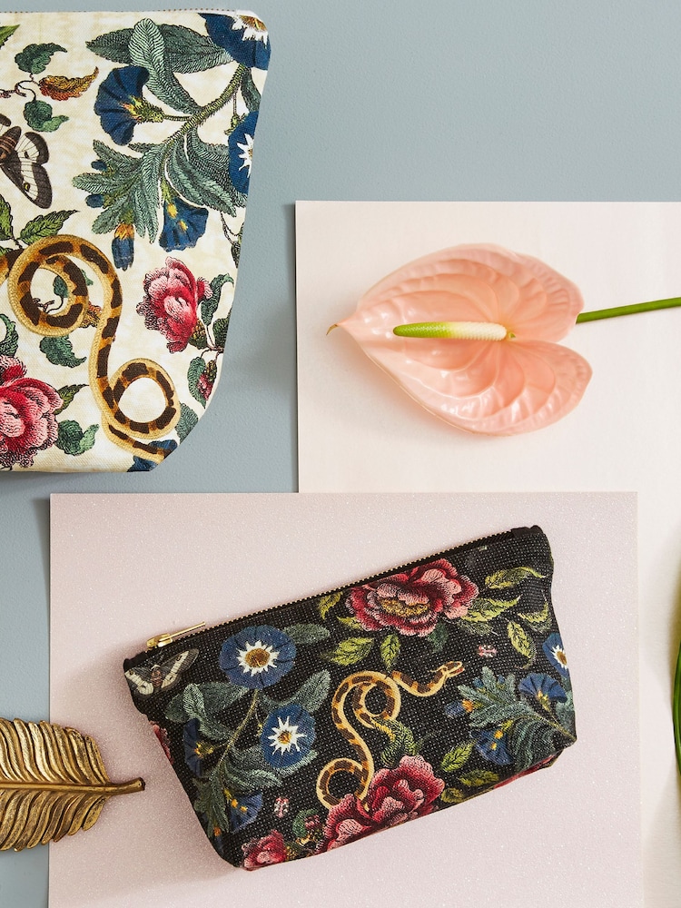 Spode Black Creatures of Curiosity Small Cosmetics 100% Cotton Bag - Image 2 of 7