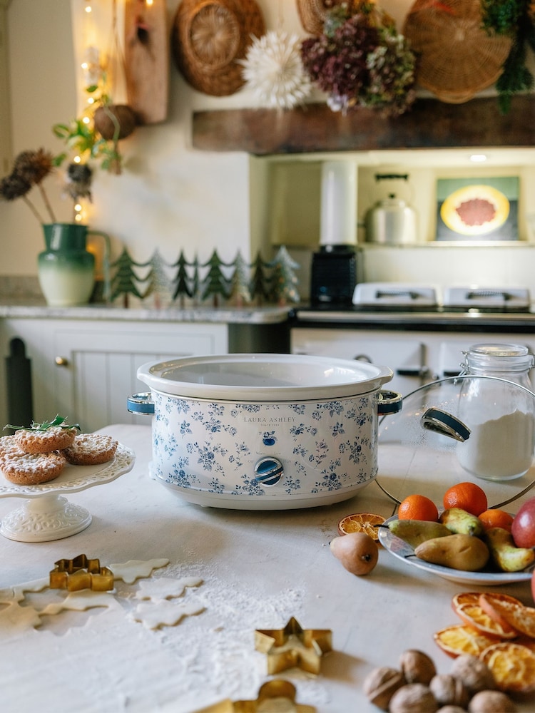 Laura Ashley Blue China Rose 6.5L Slow Cooker - Image 1 of 5