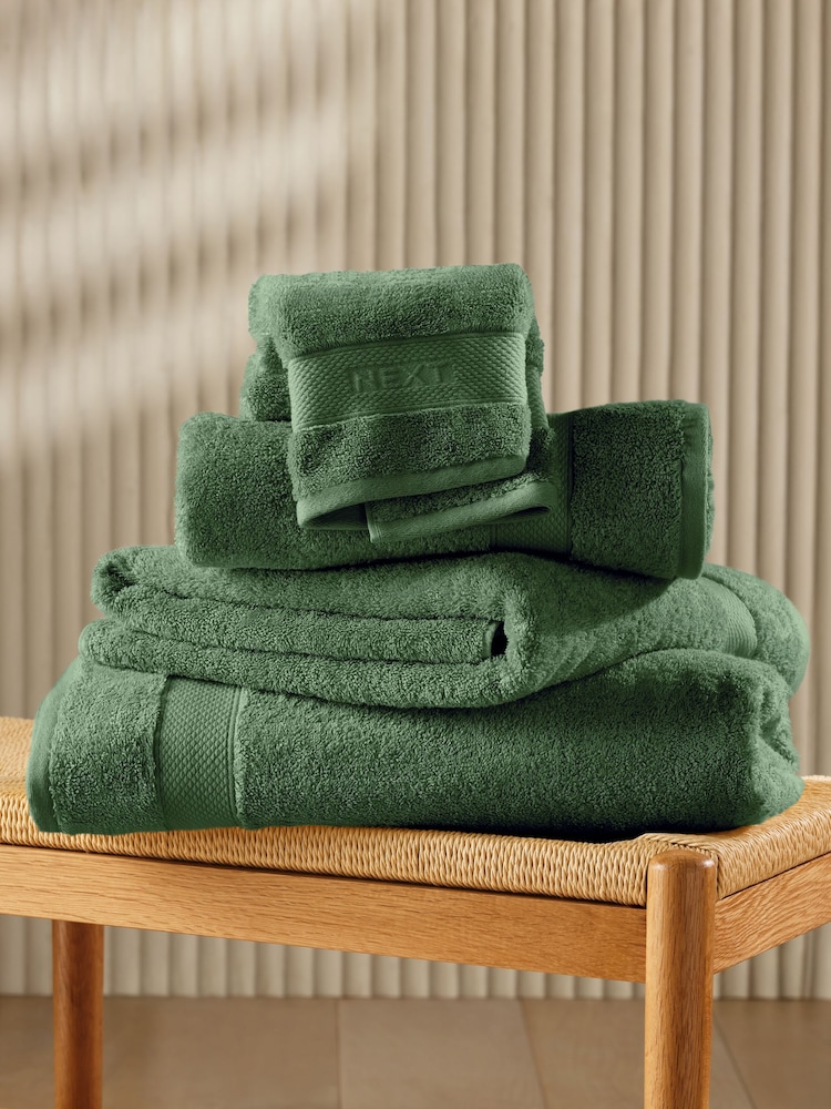 Green Egyptian Cotton Towel - Image 1 of 3 Green Egyptian Cotton Towel - Image 1 of 3