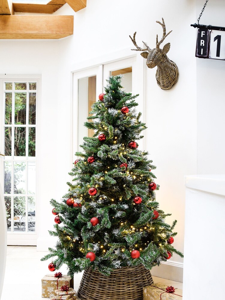 Ivyline Natural Wicker Tree Skirt Round - Image 1 of 4