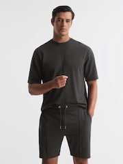 Reiss Smoke Cullen Drawstring Pintuck Shorts - Image 3 of 5
