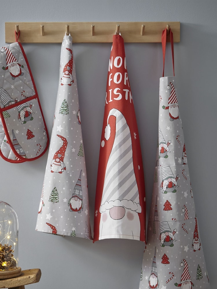 Catherine Lansfield Red Christmas Gnomes Cotton 100% Cotton Apron - Image 2 of 2