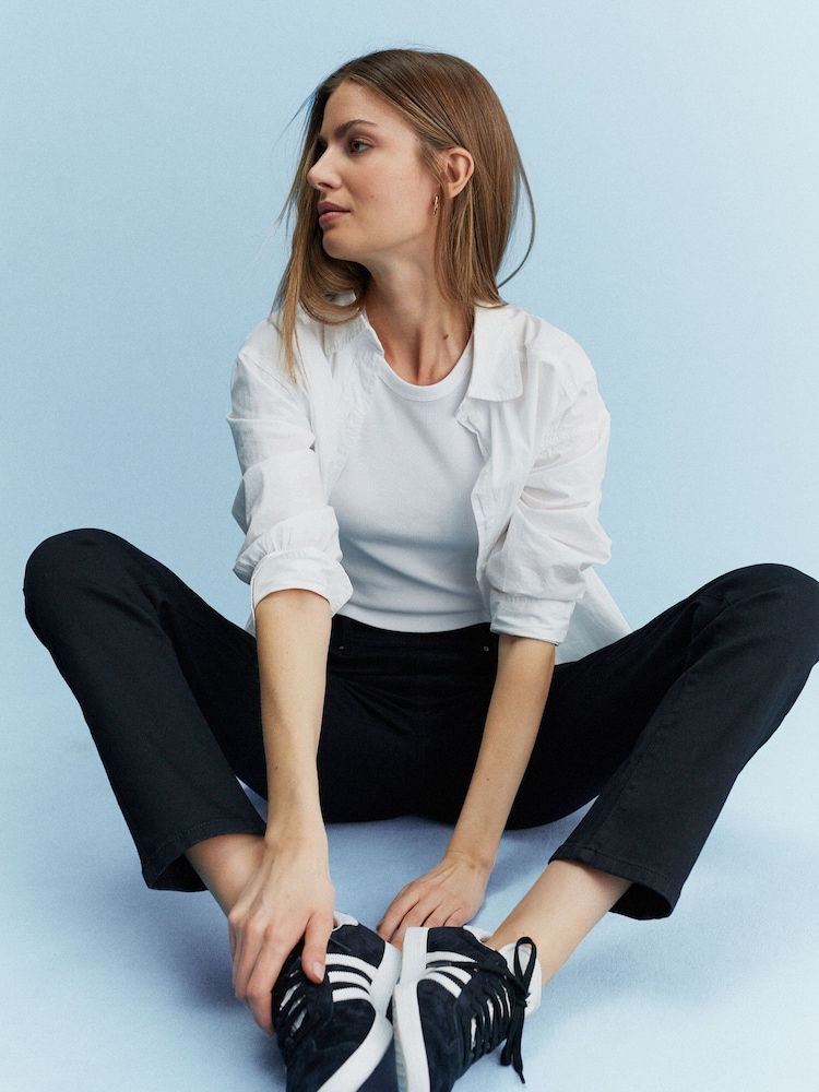 Black Super Stretch Soft Sculpt Pull-On Slim Denim Leggings - Image 2 of 6