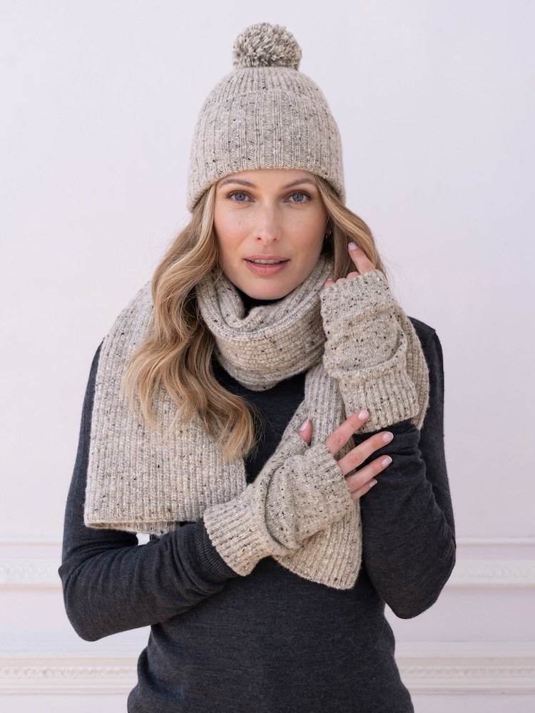 Celtic & Co. Donegal Rib Bobble Hat - Image 2 of 4