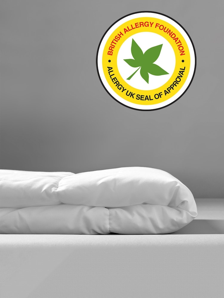 Slumberdown Anti Allergy 4.5 tog Summer Duvet - Image 2 of 4