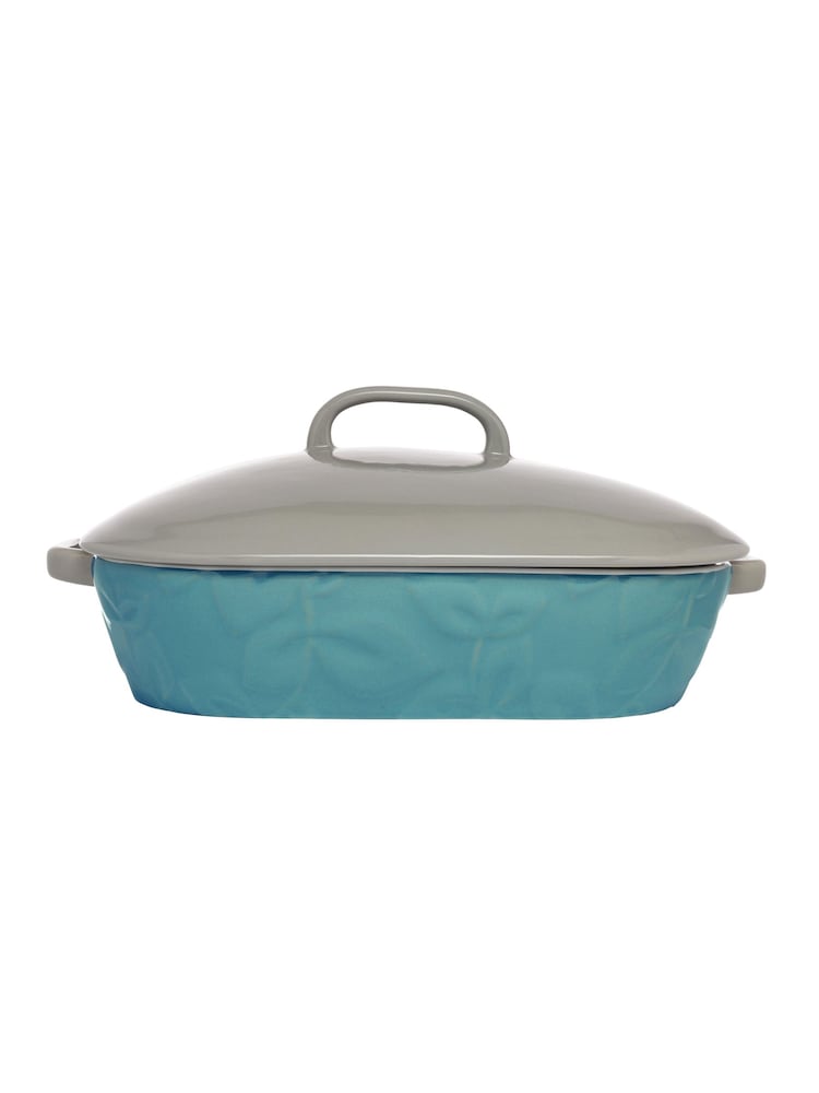 Catherine Lansfield Inga Casserole Dish With Lid 31cm - Image 2 of 3