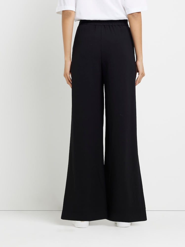 River Island Black Triple Pleat Wide Leg Trousers - Image 2 of 4 River Island Black Triple Pleat Wide Leg Trousers - Image 2 of 4