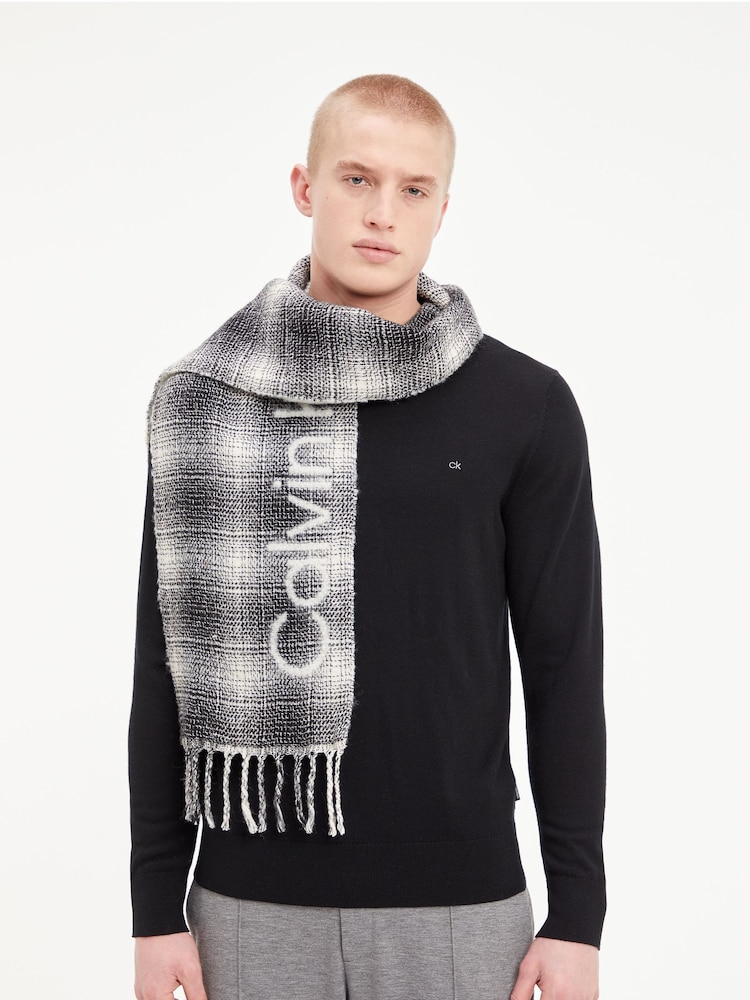 Bufanda en mezcla de lana a cuadros de Calvin Klein - Imagen 1 de 2