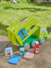 JoJo Maman Bébé Wooden Recycling Truck Sorter - Image 3 of 4
