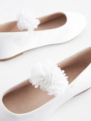 White Wide Fit (G) Stain Resistant Corsage Flower Occasion Shoes - Image 2 of 5