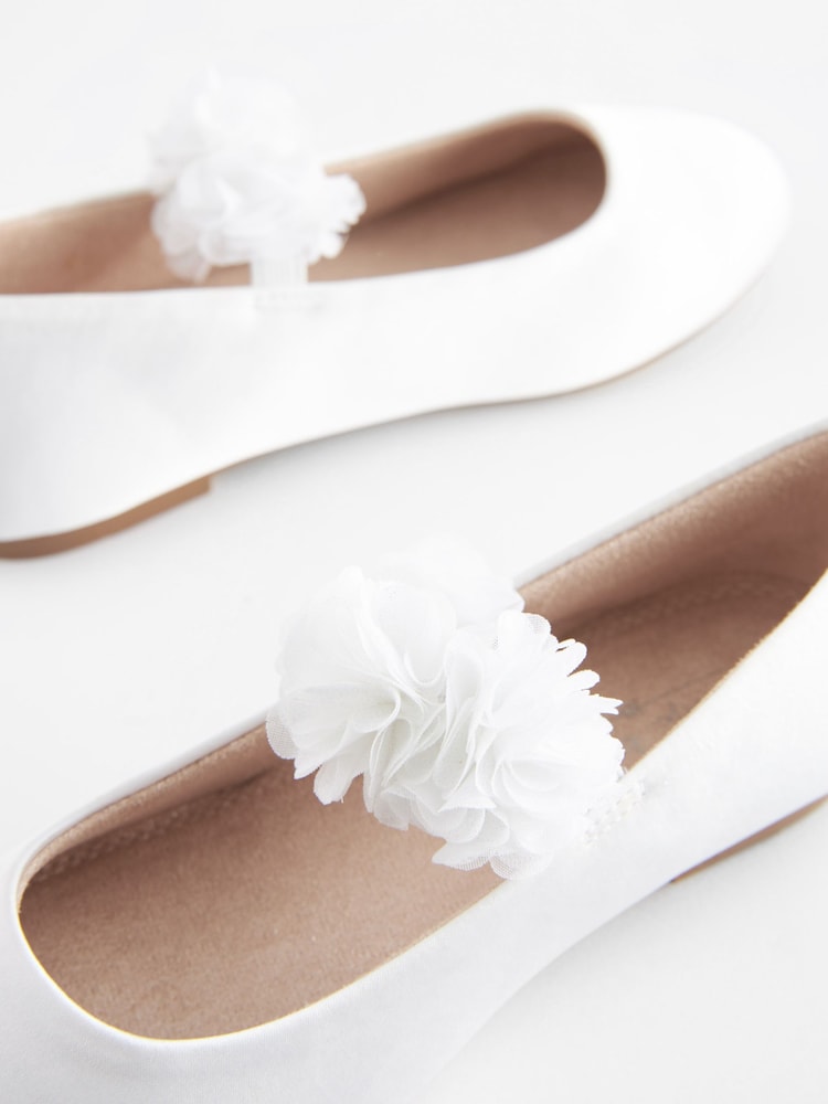 White Wide Fit (G) Stain Resistant Corsage Flower Occasion Shoes - Image 2 of 5
