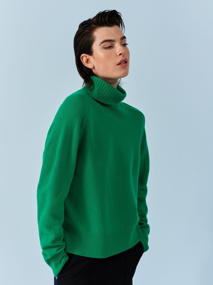 Green - Image 1 of 5