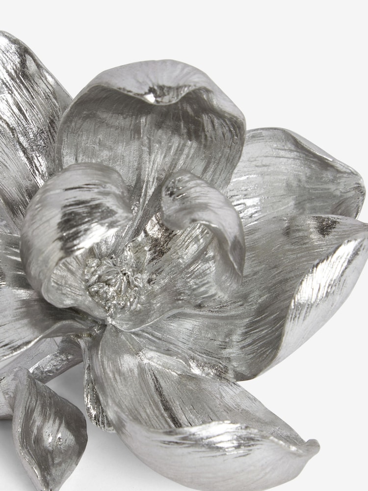 Silver Decorative Flower Ornament - Image 4 of 4