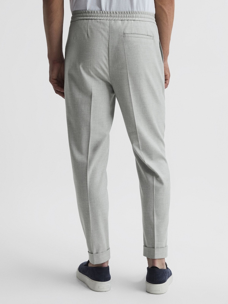 Reiss Brighton Hose in Relaxed Fit mit Kordelzug und Umschlag - Bild 5 von 5