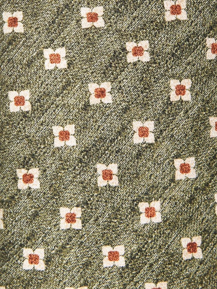 Reiss Green Comet Floral Print 100% Silk Tie - Image 5 of 5
