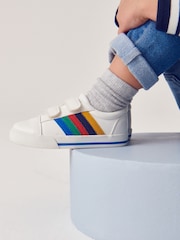 Blanc à rayures arc-en-ciel - Chaussures à fermeture scratch imprimé étoiles - Image 1 of 9