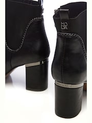 Moda In Pelle Elasticated Chain Detail Ankel Boots With Side Zip - Image 6 of 6