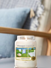 Yankee Candle White Jar Clean Cotton Candle - Image 2 of 6