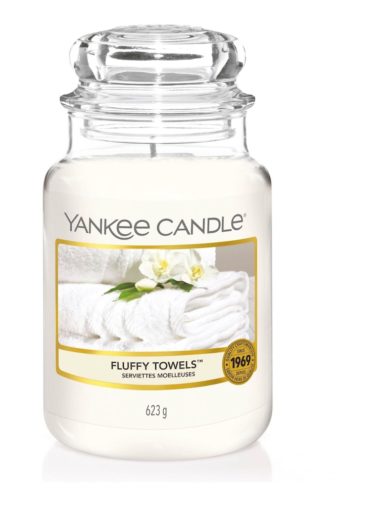 Yankee Candle White Large Jar Fluffy Towels Candle - Image 2 of 3