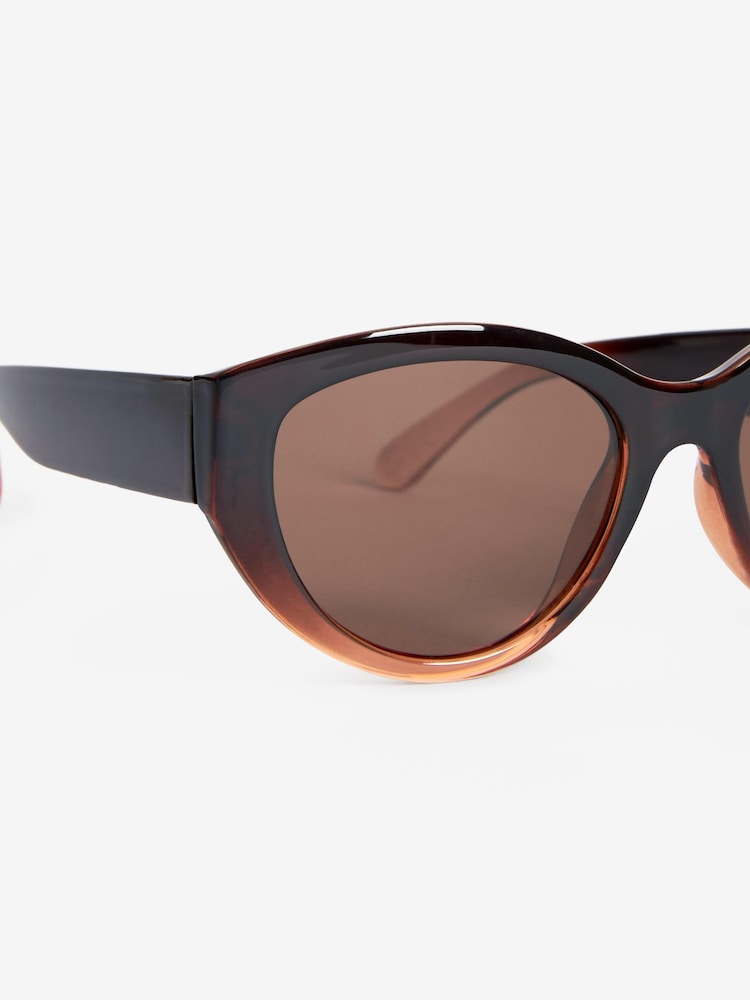 Brown - Ombre Polarized Cateye Sunglasses - Image 5 of 6